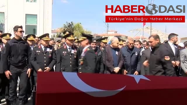 Jandarma Astsubay Kıdemli Çavuş Tanju Çolak son yolculuğuna uğurlandı