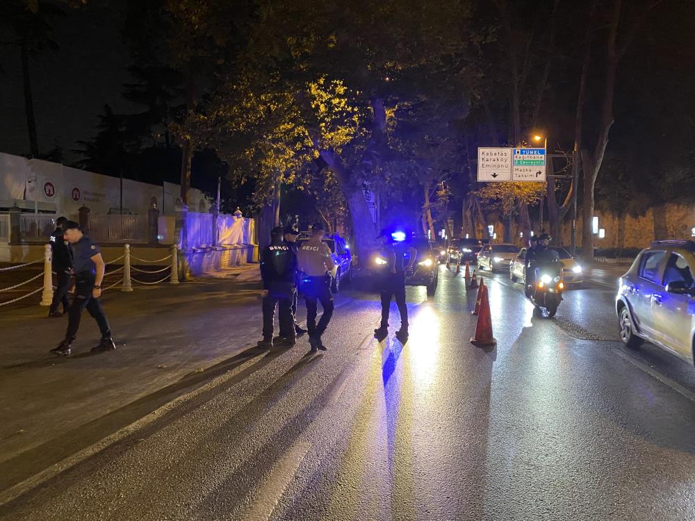 İstanbulda motosiklet sürücülerine yönelik asayiş uygulaması gerçekleştirildi