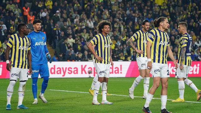 Fenerbahçe Kadıköy'de ilk kez suskun