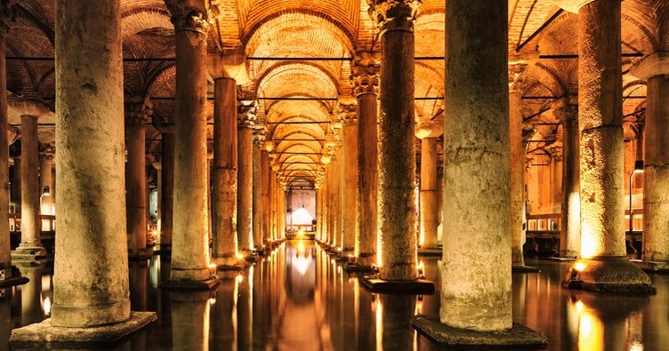 Yerebatan Sarnıcı Hikayesi Nedir Yerebatan Sarnıcı Medusa ve El Heykeli Hikayesi Gerçek Mi